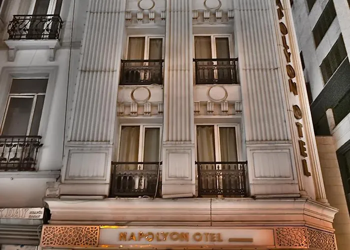 Napolyon Hotel 3*